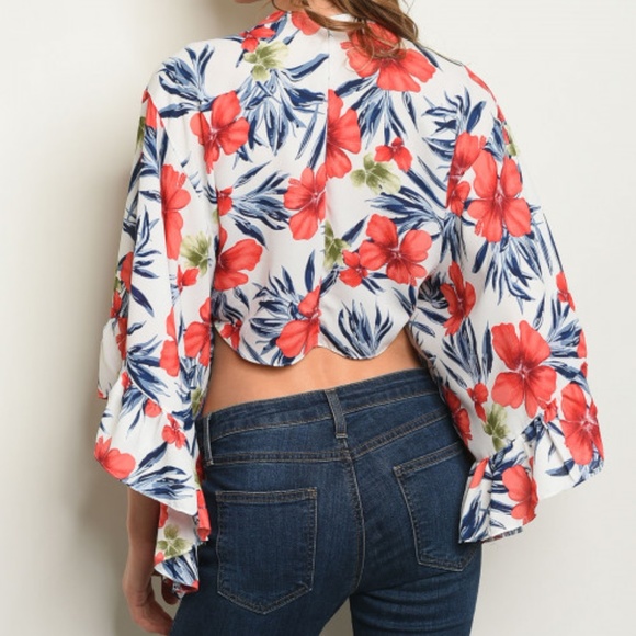 IVORY BOHO STYLE FLORAL TIE FRONT CROP TOP - Picture 2 of 4